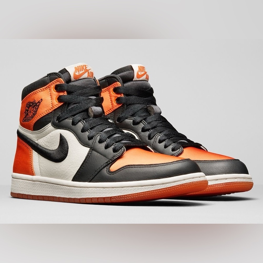 Jordan 1 High OG Satin
